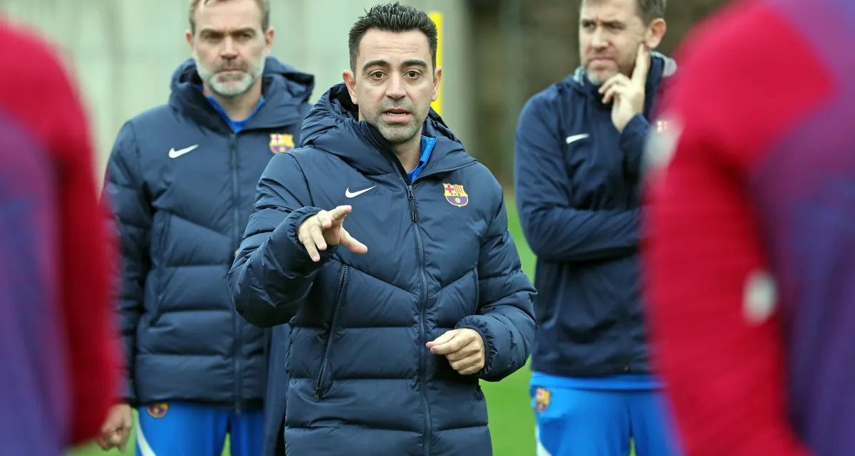 La Liga de España: Xavi toma una polémica decisión previo al clásico entre Barcelona y Espanyol