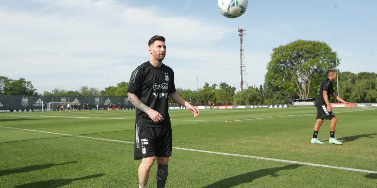 Argentina: Messi se entrenó a la par del grupo pero la pregunta es ¿Cuánto jugará ante Uruguay?