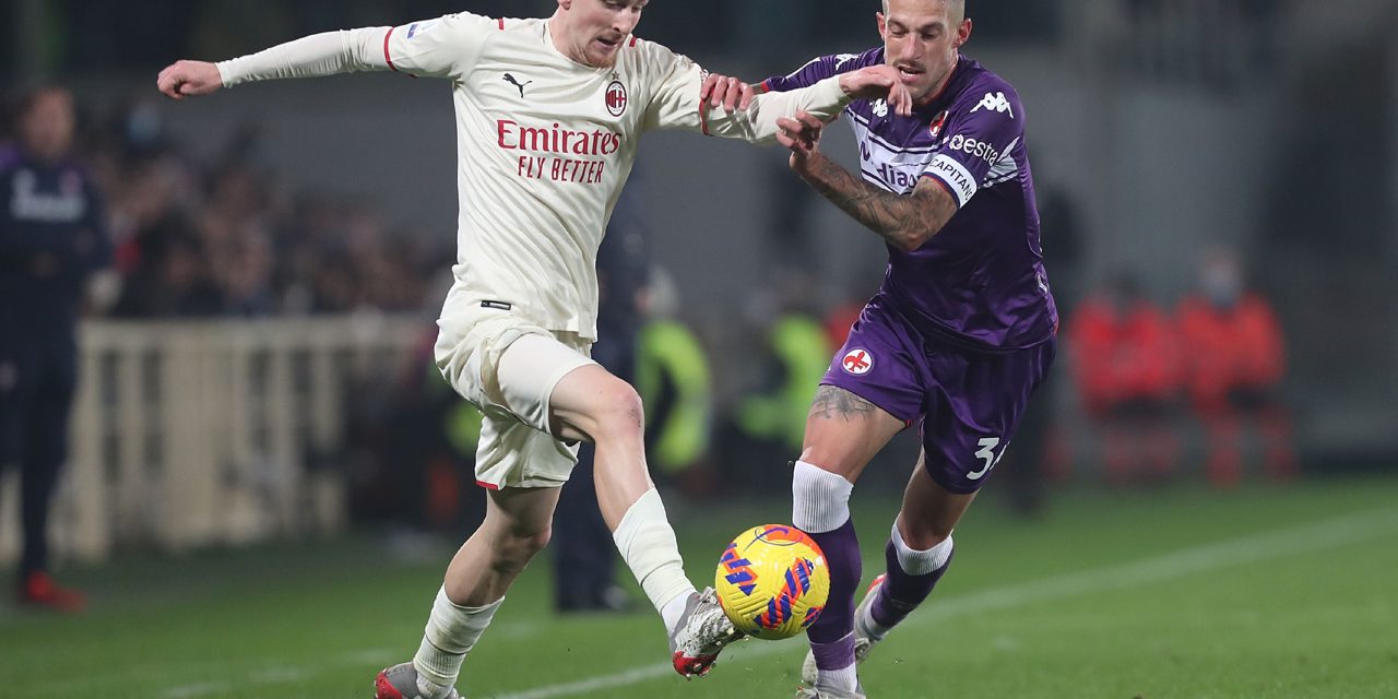 Milan cayó ante Fiorentina en una lluvia de goles