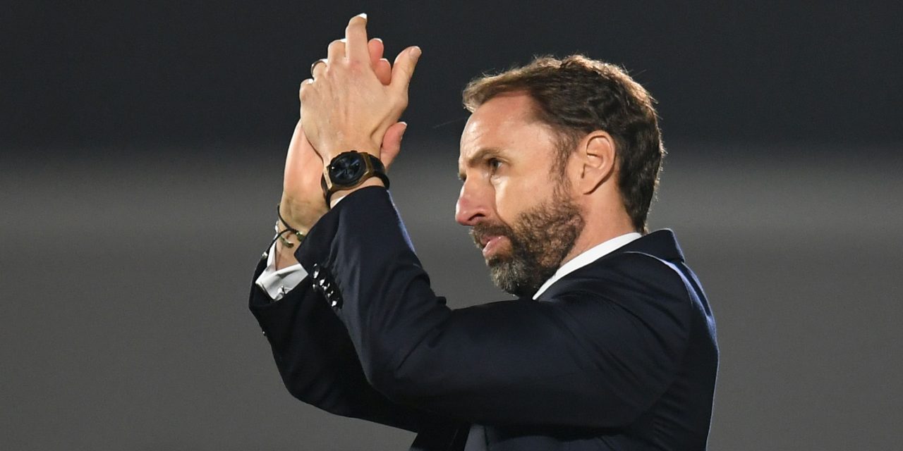 Gareth Southgate dispuesto a renovar con Inglaterra antes del Campeonato del Mundo