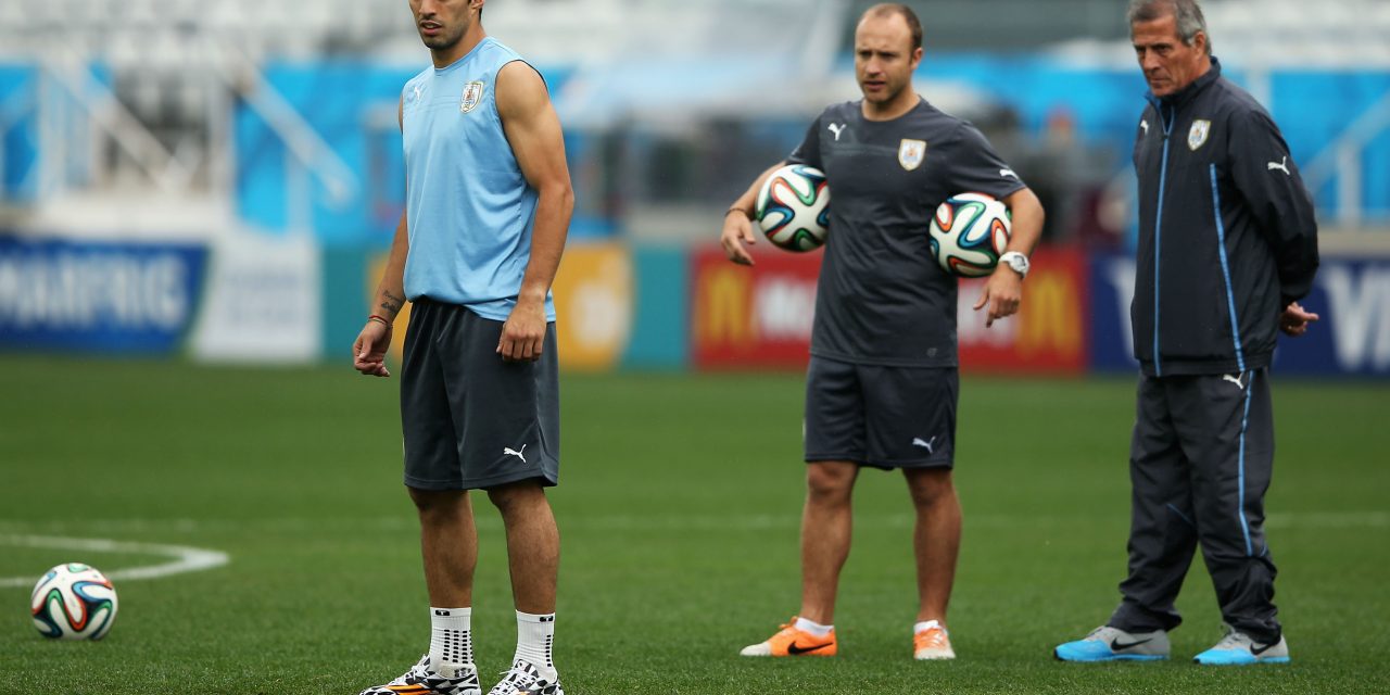 El respaldo del crack del Atlético Madrid para el entrenador de Uruguay