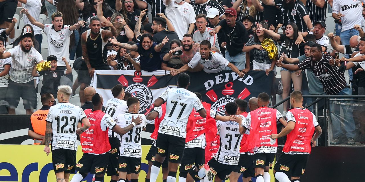 Brasil domina en la Libertadores y Corinthians cerró a una estrella