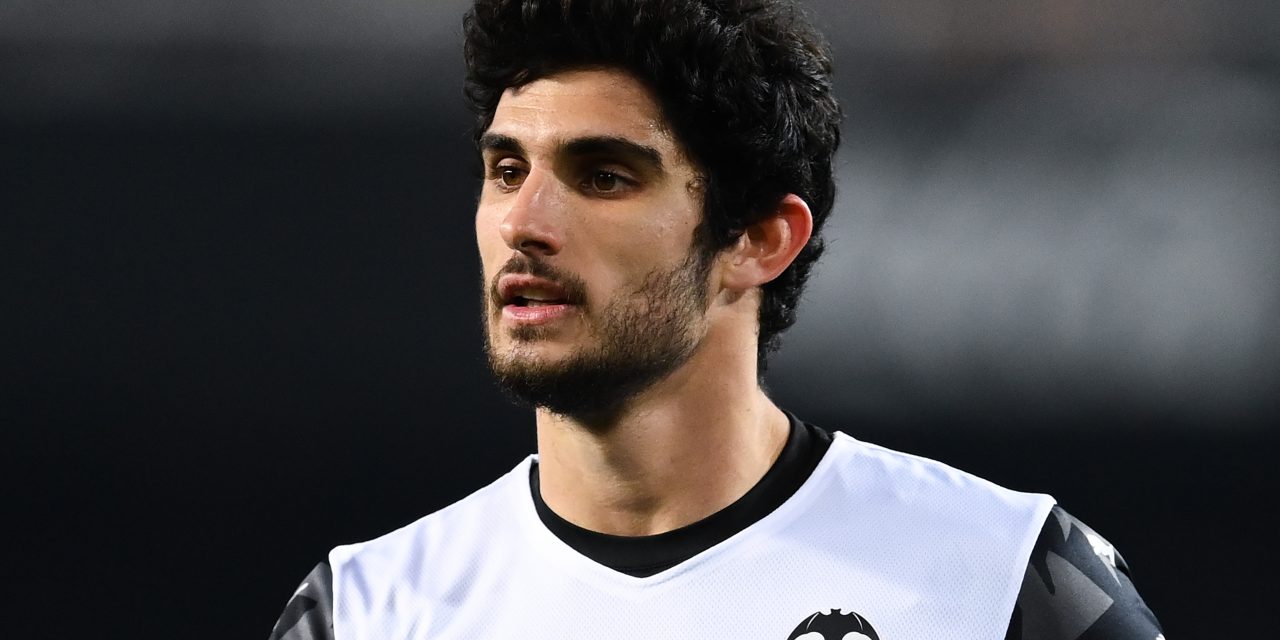 Reuniones en Italia y España: Valencia y Roma negocian el futuro de Gonçalo Guedes