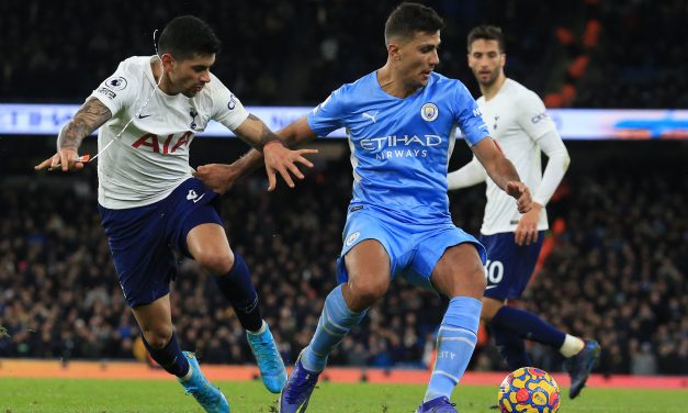 El error de Cuti Romero en la victoria del Tottenham ante el Manchester City