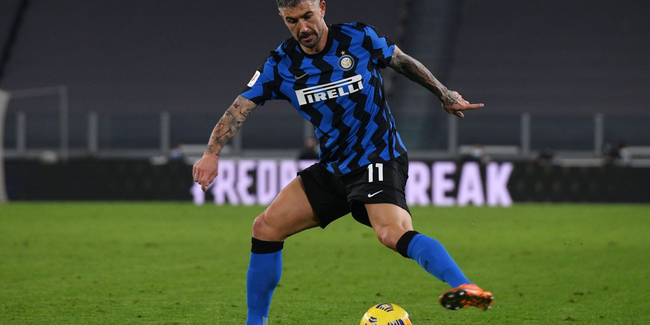 Serie A de Italia: La decisión de Aleksandar Kolarov sobre su futuro en el Inter de Milán