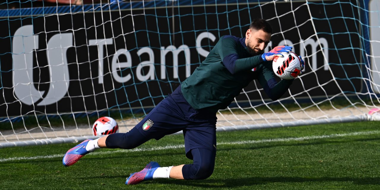 Serie A de Italia: Gianluigi Donnarumma aparece en los planes de Juventus para 2023