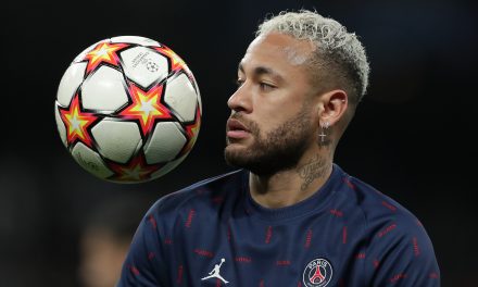 Champions League: PSG le marca la salida a Neymar