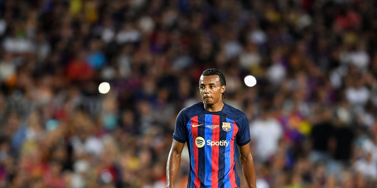 Temor en el FC Barcelona por la situación de Jules Koundé