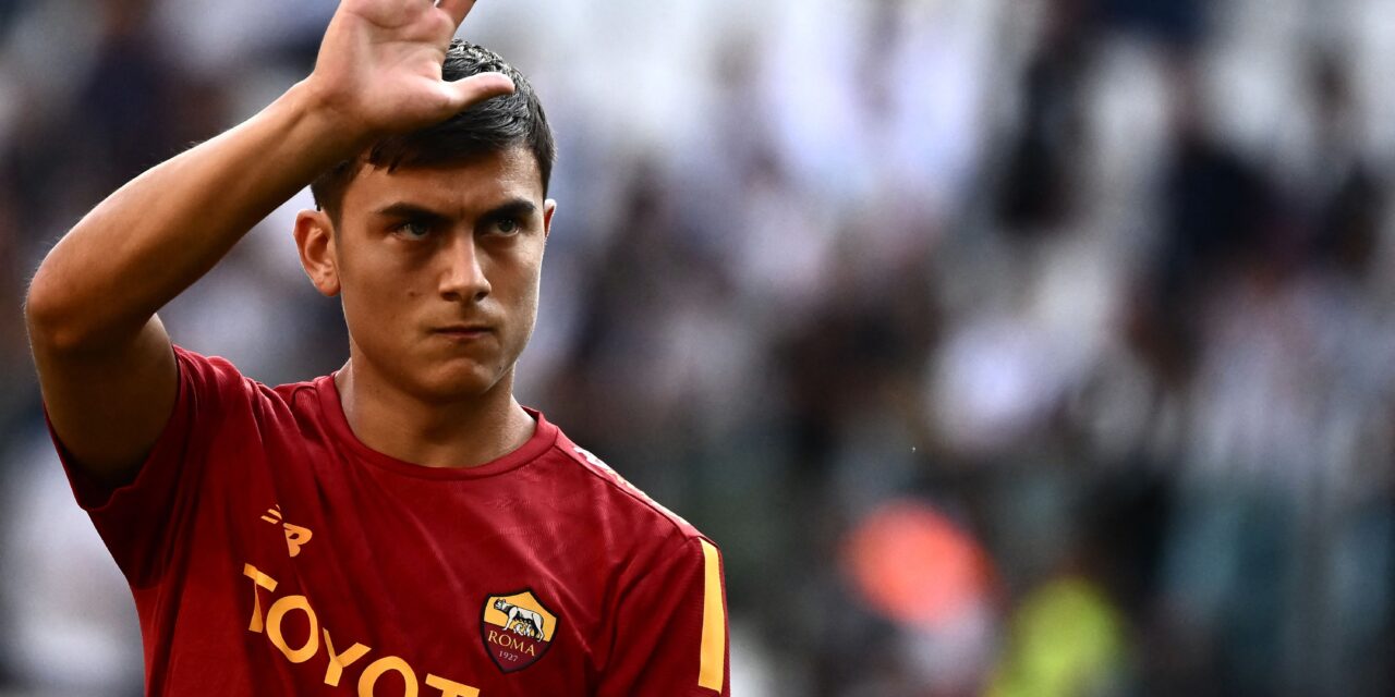 Atención Argentina: El delantero TOP de Italia que será compañero de Paulo Dybala en la AS Roma