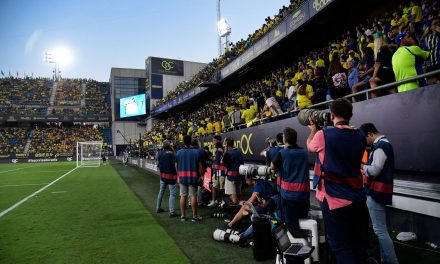 Cádiz – Manchester United: Una visita para el recuerdo en la Tacita de Plata