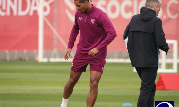 El Sevilla FC vuelve a los entrenamientos con novedades