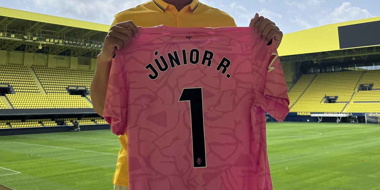 Luiz Júnior, presentado con el Villarreal CF